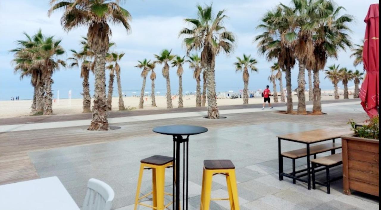 Beachfront Studio Apartment Bat Yam 412 Exterior photo