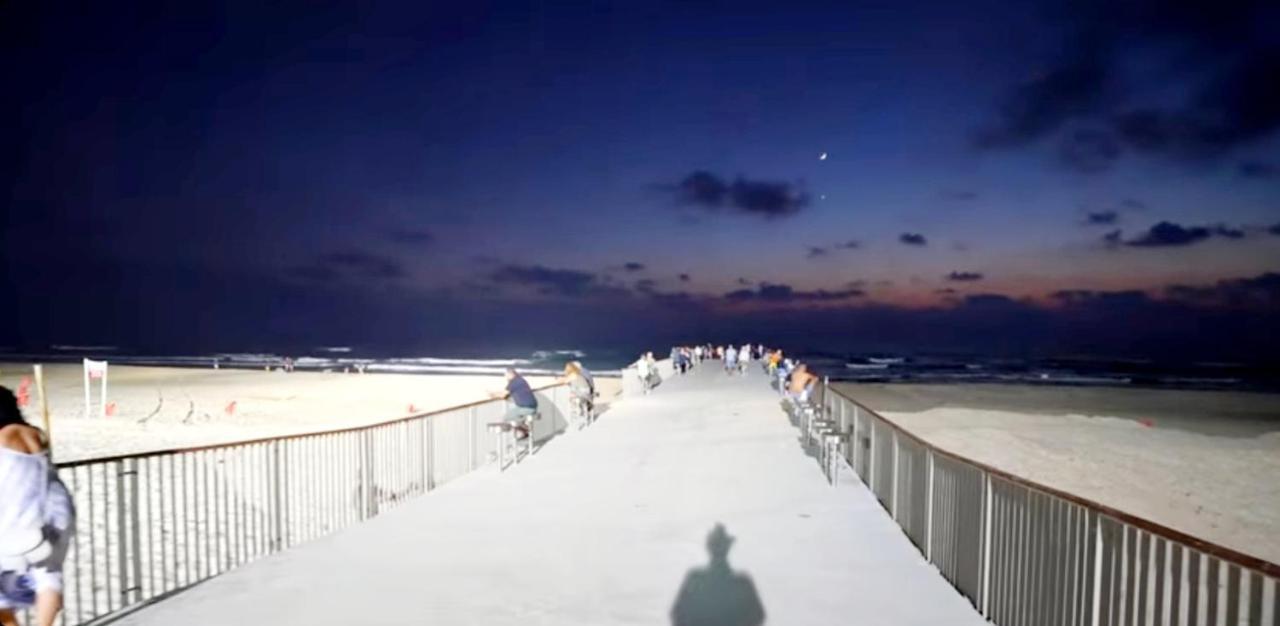 Beachfront Studio Apartment Bat Yam 412 Exterior photo